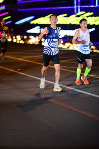 BIB: 4452, 40452
                            <button type="button" onclick="openModal(22910449)" class="btn btn-primary btn-sm float-right btn-popup" data-toggle="modal" data-target=".modal-high-quality">
                        <i class="fas fa-shopping-cart"></i> Add to Cart
                    </button>
                                            <button type="button" onclick="isThisMe(22910449, true)" class="btn btn-success btn-sm float-right btn-popup btn-isme hidden" data-toggle="tooltip" data-placement="bottom" title="นี่คือรูปของคุณใช่ไหม คลิกที่นี่เพื่อเอาเข้าอัลบั้ม">
                        <i class="fas fa-plus"></i> Add to album
                    </button>
                    <button type="button" onclick="isThisMe(22910449, false)" class="btn btn-warning btn-sm float-right btn-popup btn-isnotme hidden">
                        <i class="fas fa-ban"></i> Remove from album
                    </button>